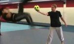 Lustiges Video : Ninja-Fußball