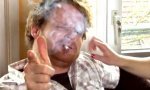 Lustiges Video : Clint der Raucher