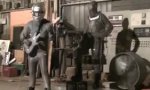 Funny Video : Black Sabbaths Iron Man lebt!