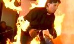 Lustiges Video : Brennend in die Tiefe stürzen
