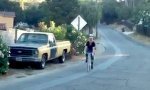Lustiges Video : Wheelie-Versuch