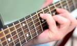 Lustiges Video : Psychedelische Gitarrensaiten