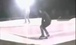 Lustiges Video : Skate Trick No. 109: Chestbreathlessnesser