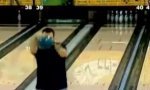 Funny Video : Backwardbowler