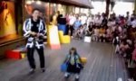 Funny Video : Apeskater