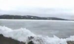 Lustiges Video : Gefrorene Wellen