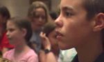 Lustiges Video - Gehirnwäsche bei Kindern in den USA