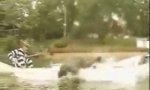 Funny Video : Watch out the canoe