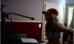 Funny Video : Britney back in the studio