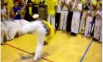 Lustiges Video : Capoeira