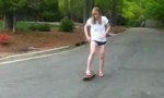 Lustiges Video : Skate-Girl