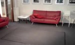 Funny Video : Billardtisch im Wohnzimmer