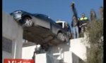 Funny Video : So können nur Frauen parken