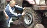 Funny Video : Reifen flicken wie die Profis