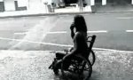 Rollstuhl-Schwarzfahrer