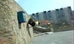 Funny Video : Parkour Professional -Tricks #1: Blueboxed Wallspin