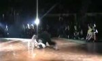 Lustiges Video : Breakdancer mit Schlagseite