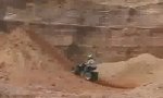Lustiges Video : Quad Cliff Diver
