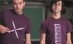 Lustiges Video - T-Shirt War