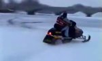 Lustiges Video : Noch ein Schneemoped-Reiter